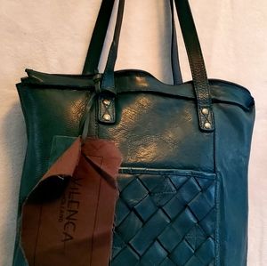 Women's leather vilenca tote